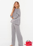 Ensemble de détente tricot pull pull-over et jambe large pantalon